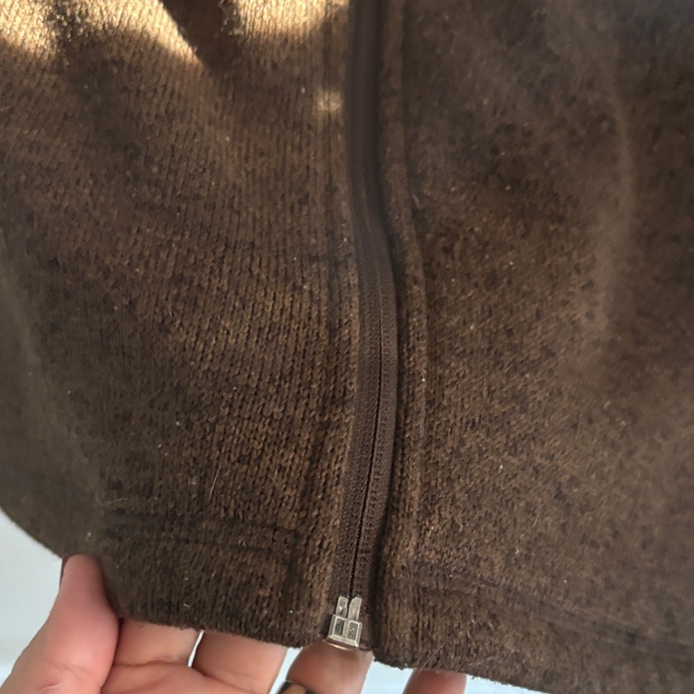 KUIU Men's Dark Brown Performance Jacket - Picture 6 of 7